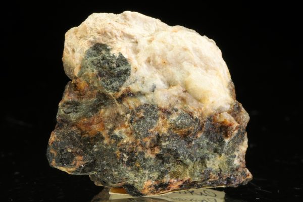 Allanit – Bild 3
