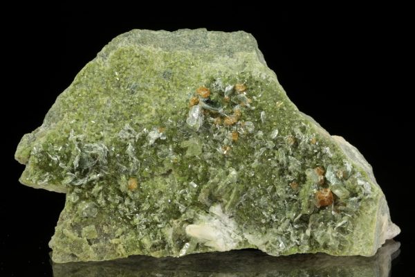 Vesuvian, Grossular, Klinochlor