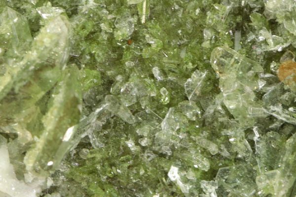 Vesuvian, Grossular, Klinochlor – Bild 4