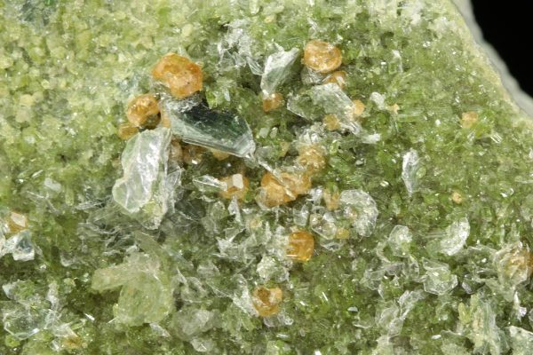 Vesuvian, Grossular, Klinochlor – Bild 5