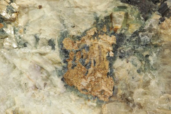 Kassiterit, Elbait, Amblygonit – Bild 7