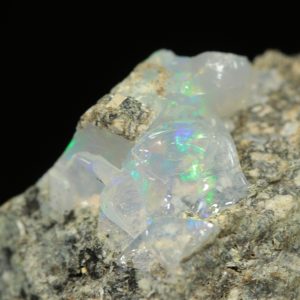 Edelopal