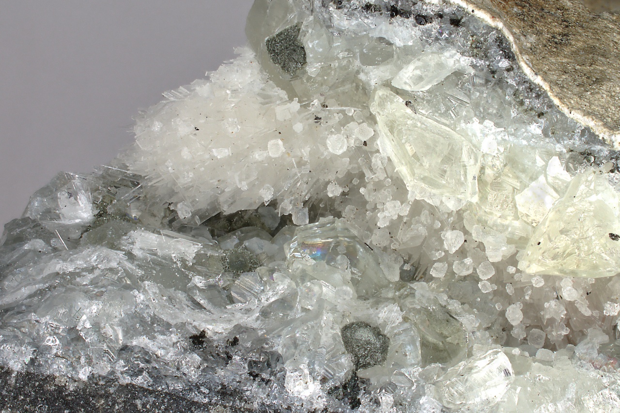 Julgoldit-Fe2+, pektolit – Bild 7