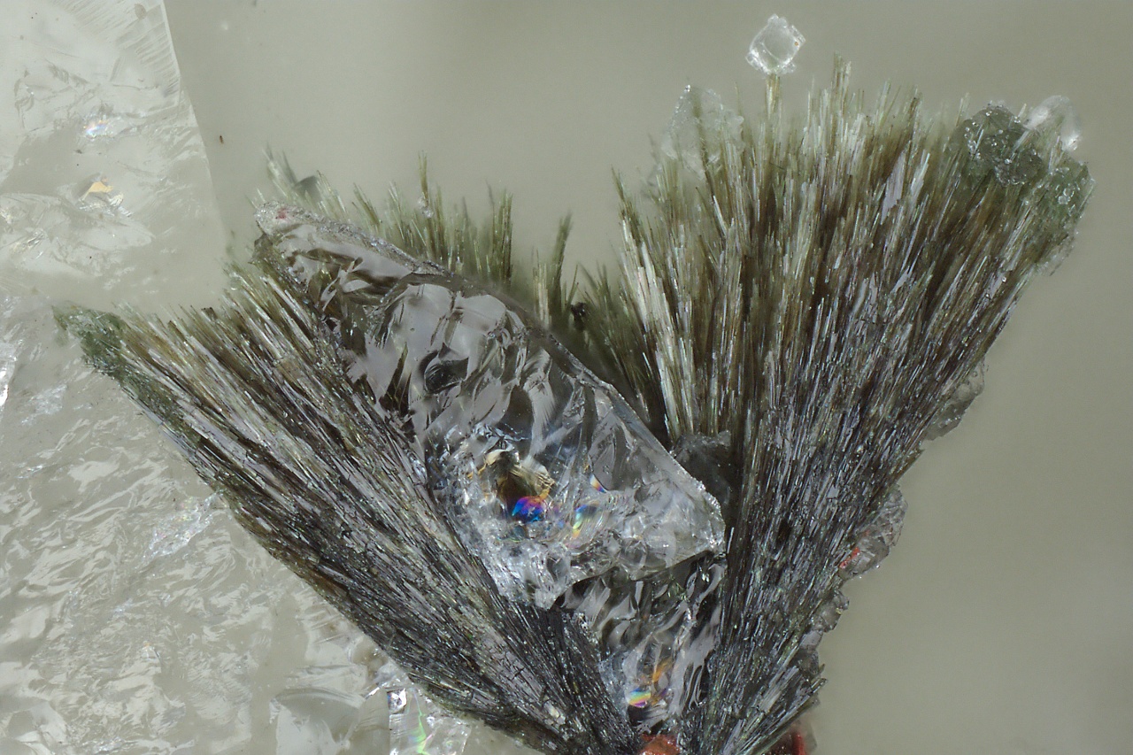 Julgoldit-Fe2+, datolit – Bild 3