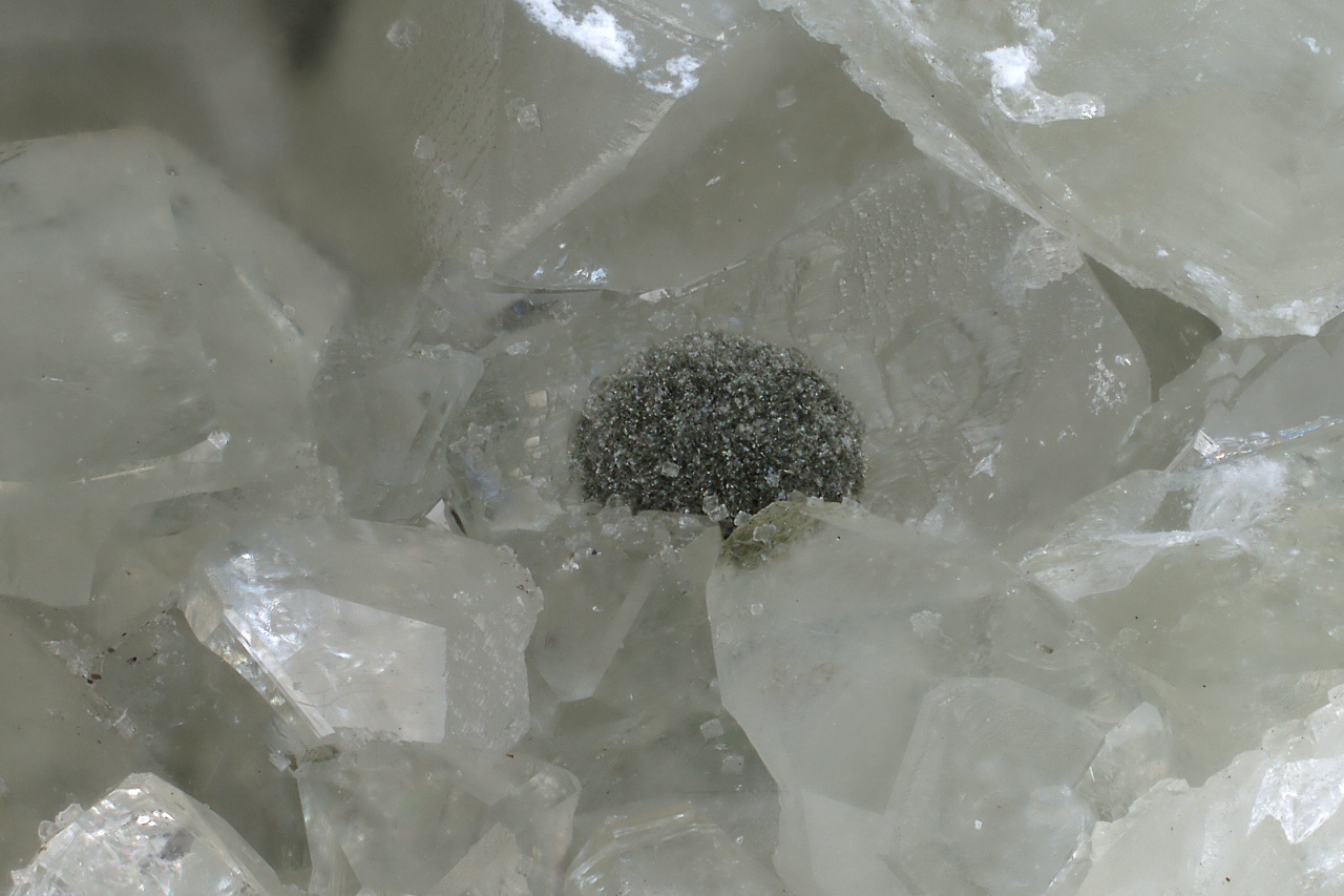 Julgoldit-Fe2+, datolit – Bild 5