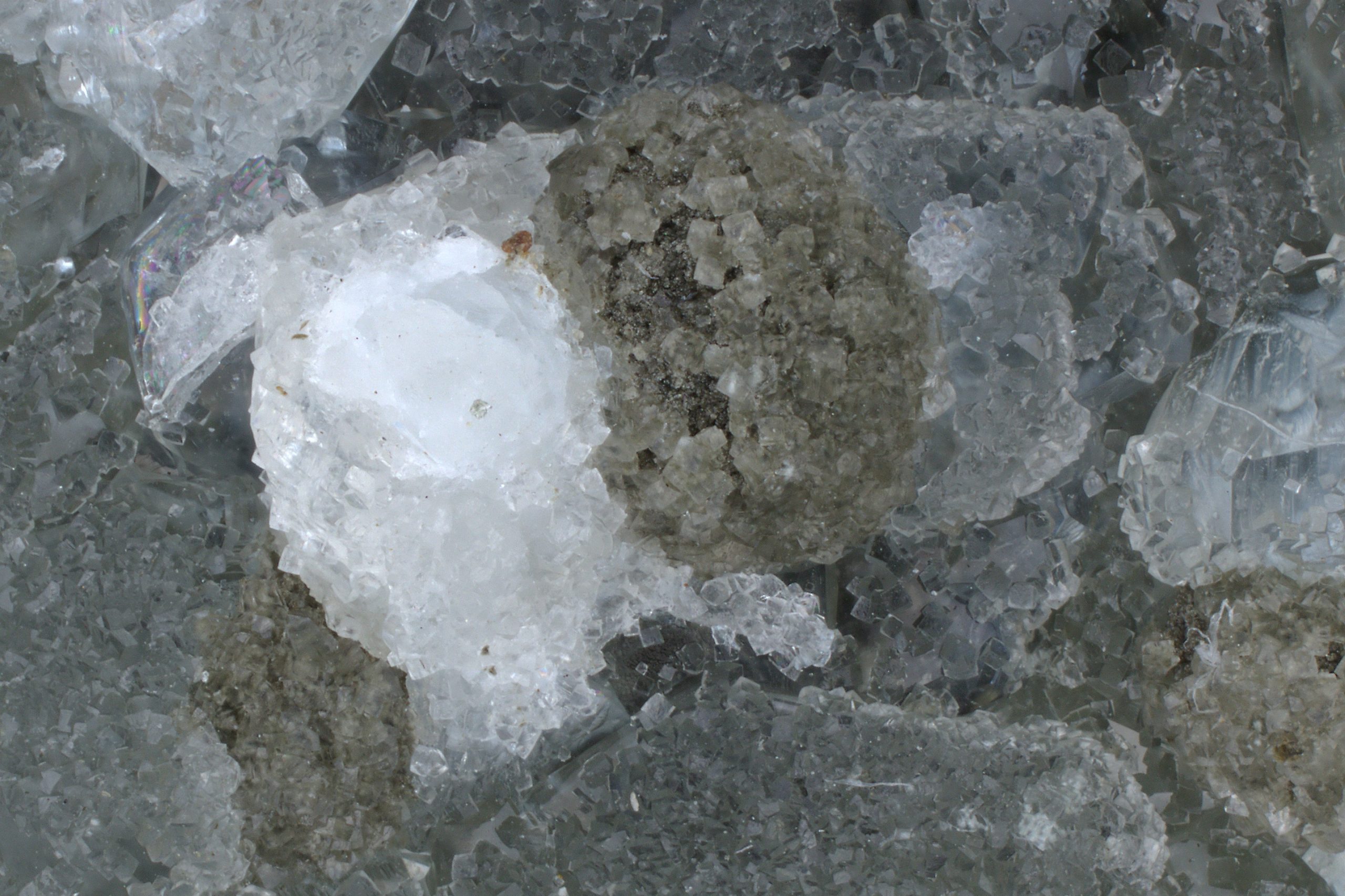 Julgoldit-Fe2+, datolit – Bild 2