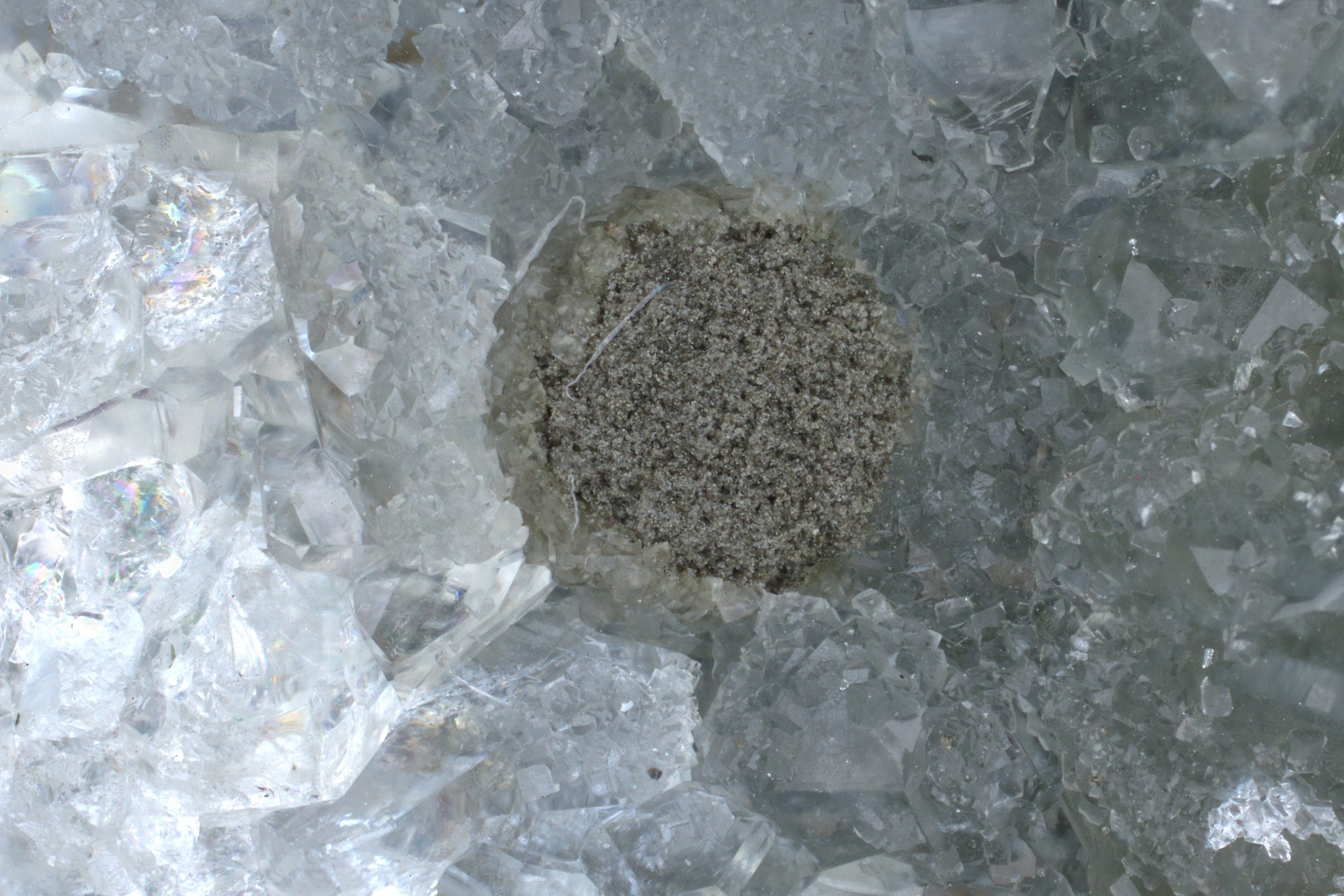 Julgoldit-Fe2+, datolit – Bild 4