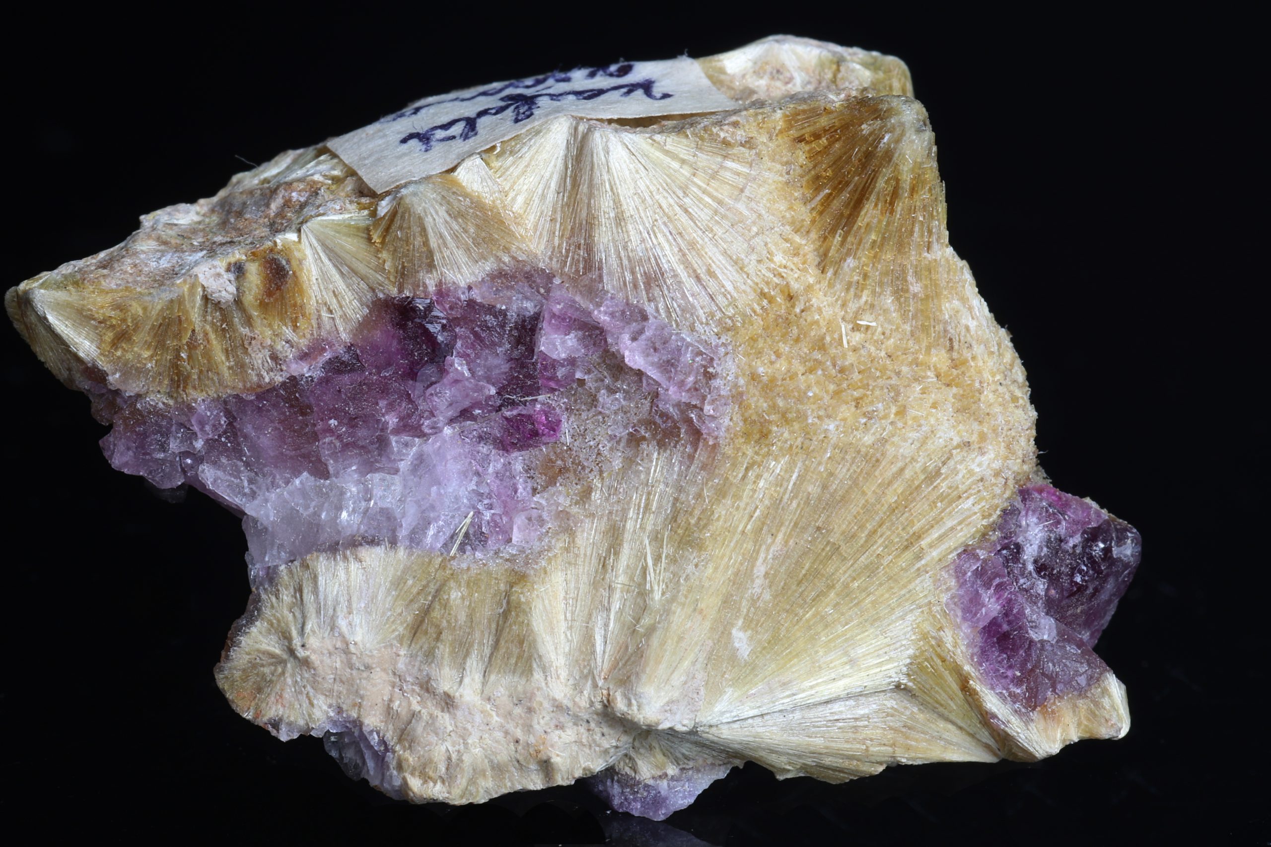 Karfolit, fluorit – Bild 3