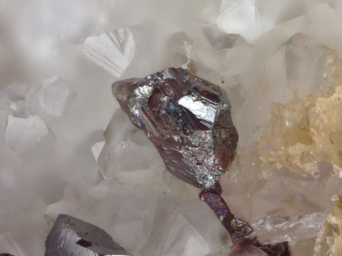 Xanthocon, Proustit, Polybasit – Bild 3