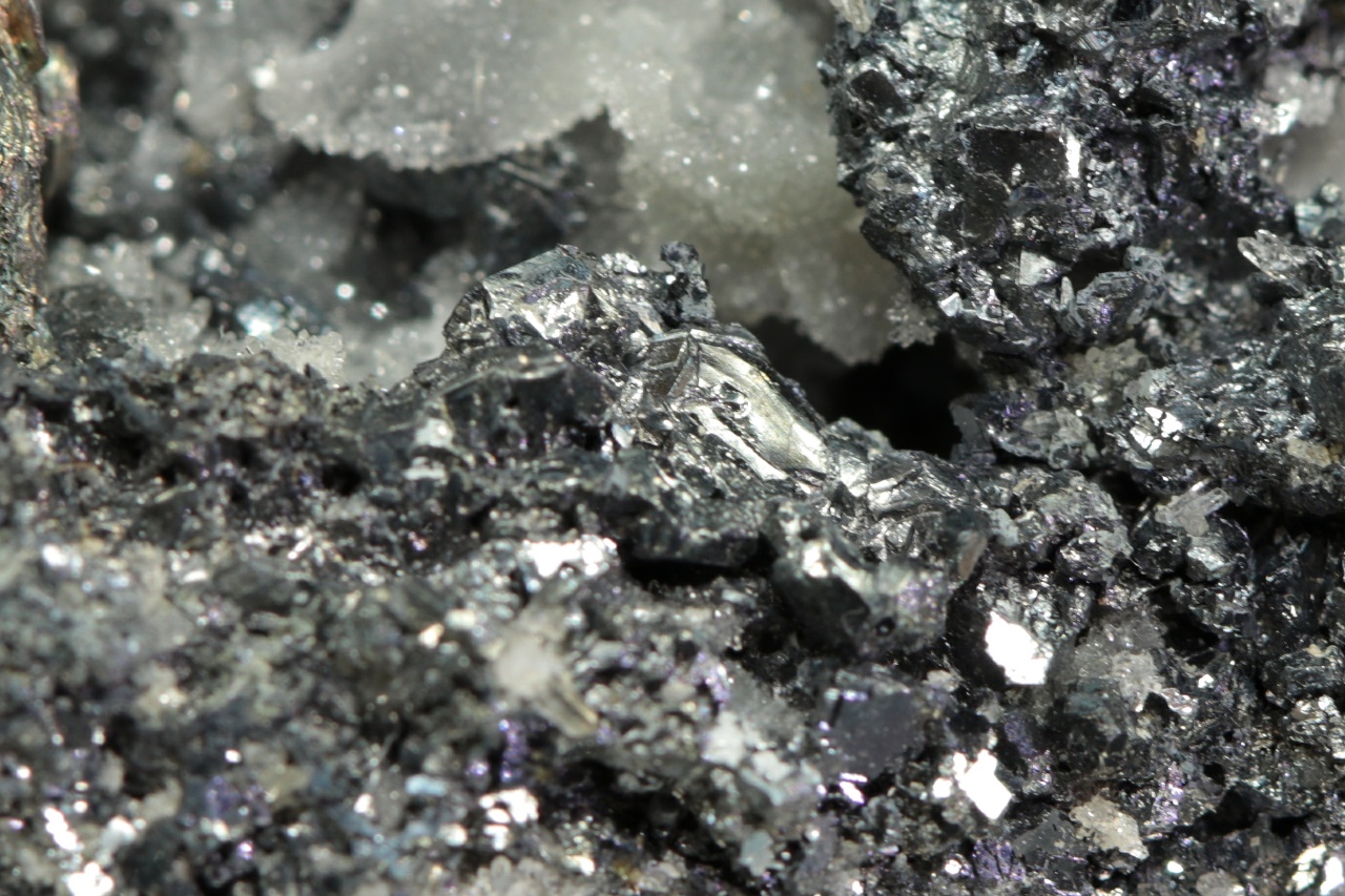 Stříbro, akantit – Bild 8