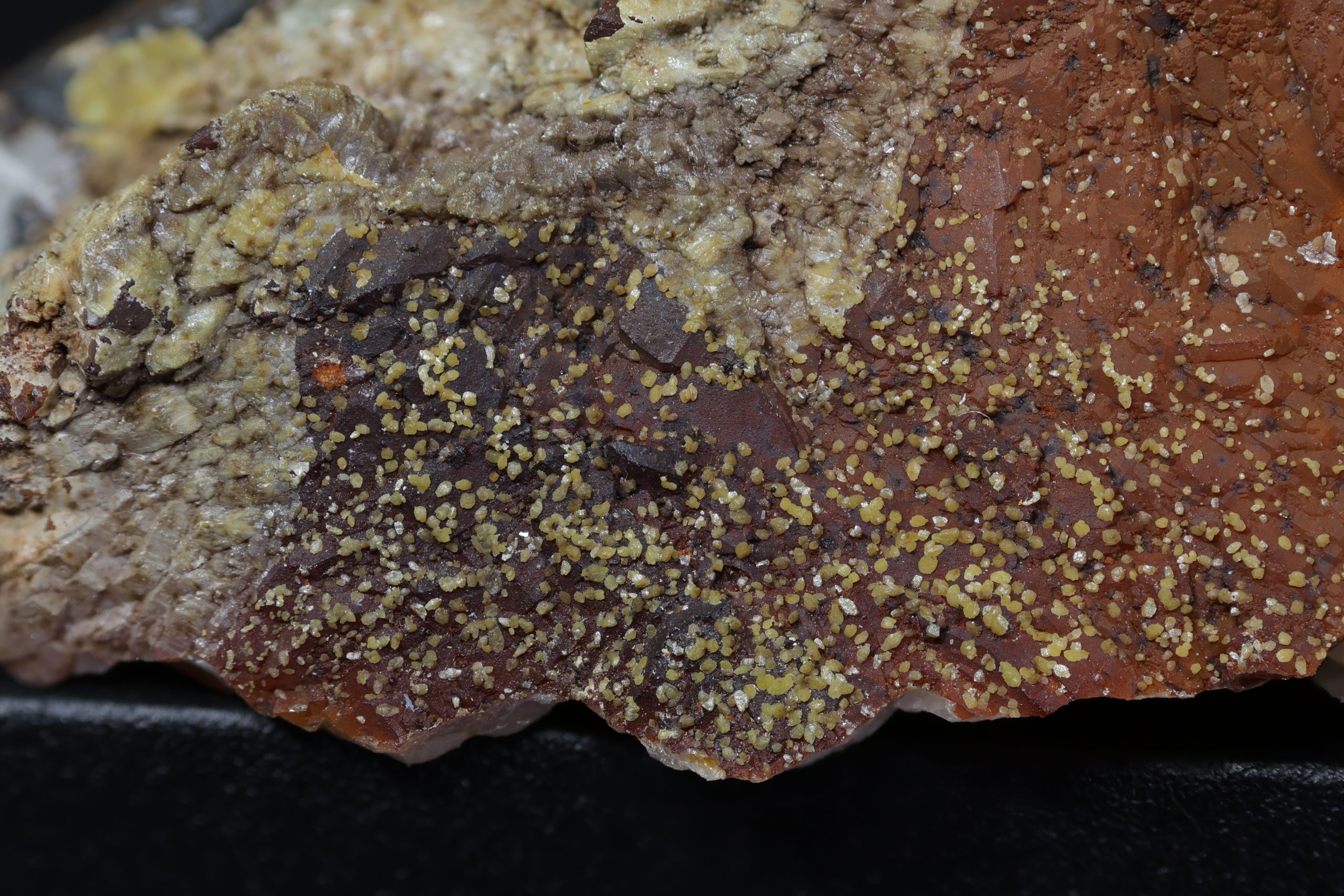 Stolzit – Bild 4