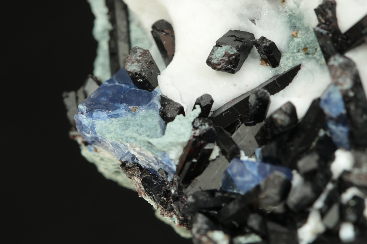Benitoit, neptunit – Bild 6