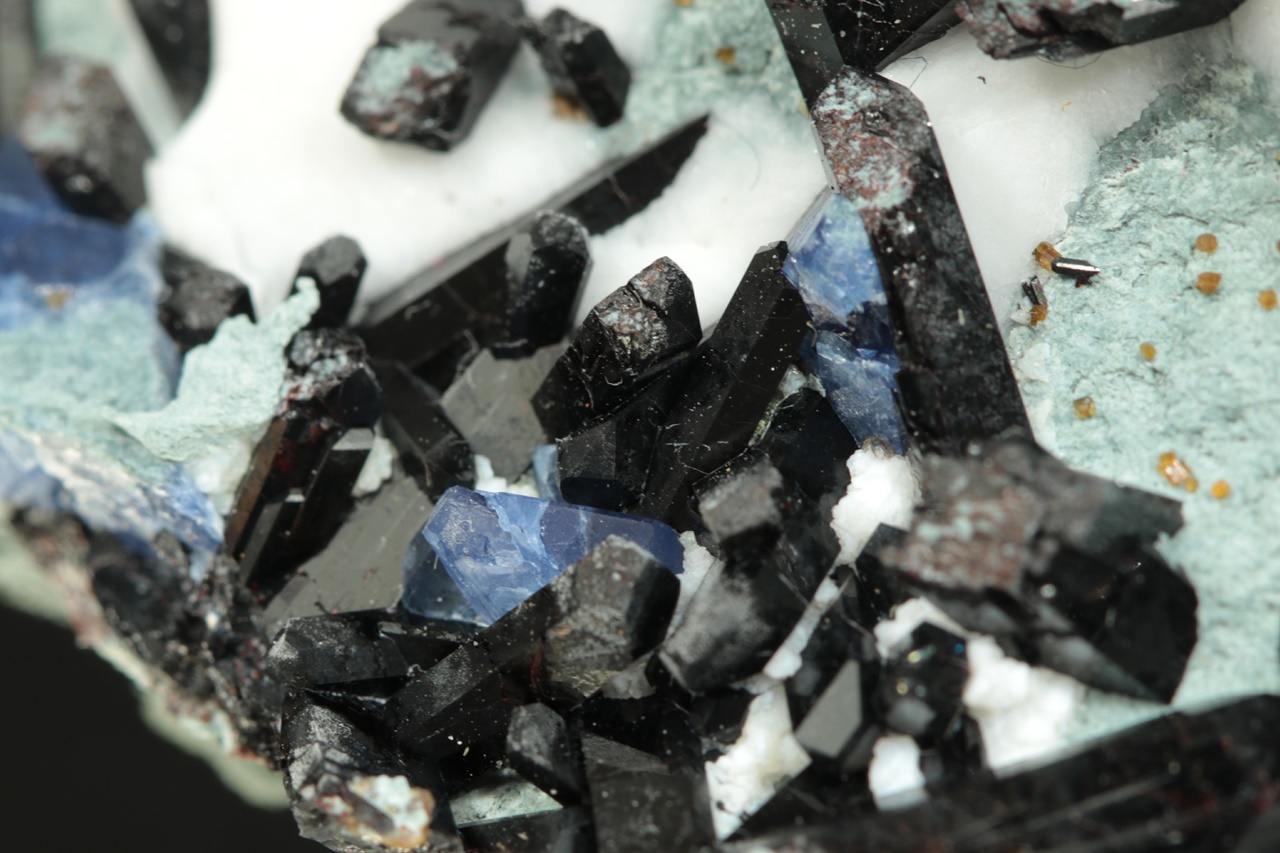 Benitoit, neptunit – Bild 7